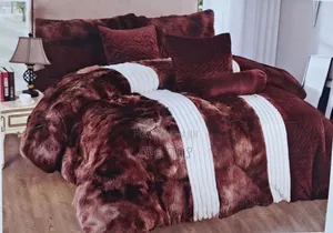 7pcs Comforter Set በጣም ውበት ያለው እና ደስ የሚል ሙቀት የሚፈጥር ፈር ኮምፈርት