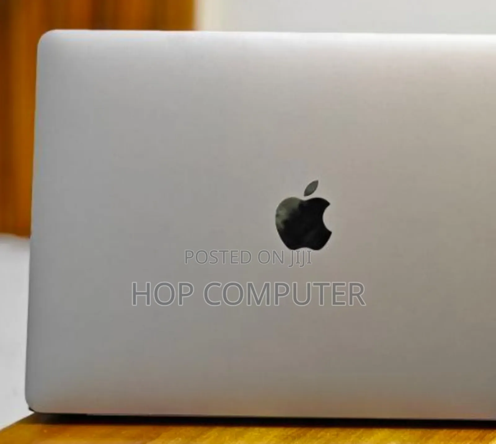 New Laptop Apple MacBook Air 2020 M1 8GB Apple M1 SSD 256GB