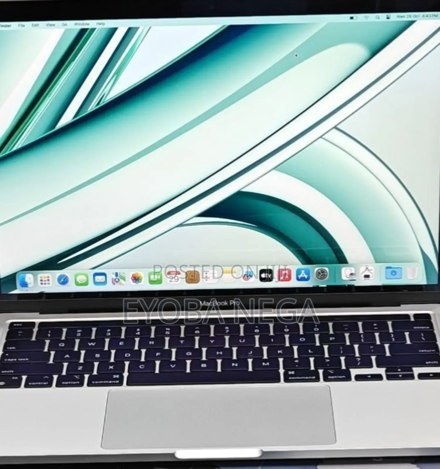 New Laptop Apple MacBook Pro 2022 M2 8GB Apple M2 SSD 256GB