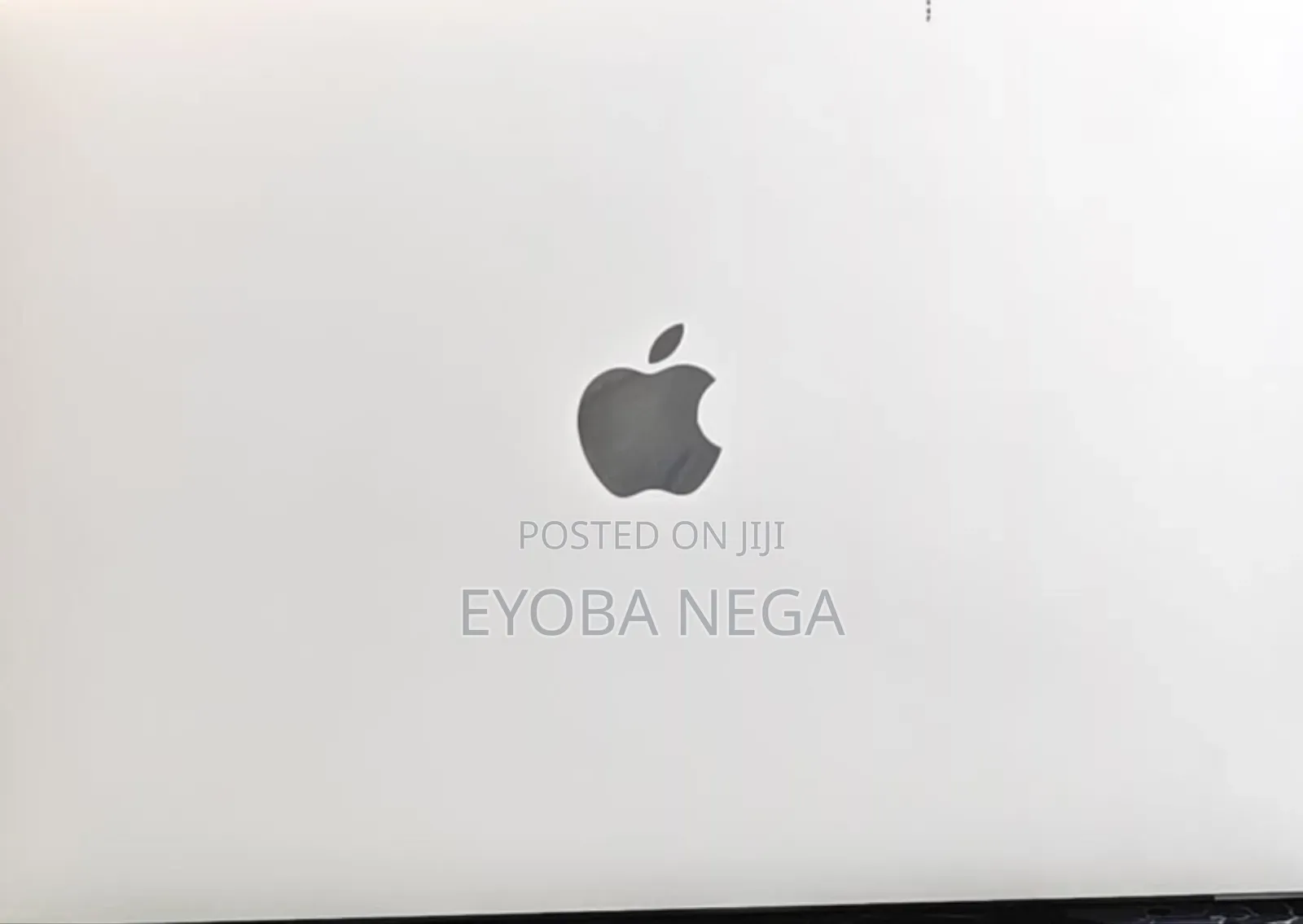 New Laptop Apple MacBook Pro 2022 M2 8GB Apple M2 SSD 256GB