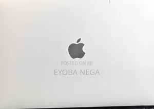 New Laptop Apple MacBook Pro 2022 M2 8GB Apple M2 SSD 256GB