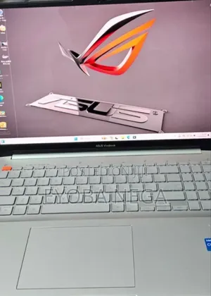 New Laptop Asus VivoBook 15 X505BA 16GB Intel Core I5 SSD 512GB