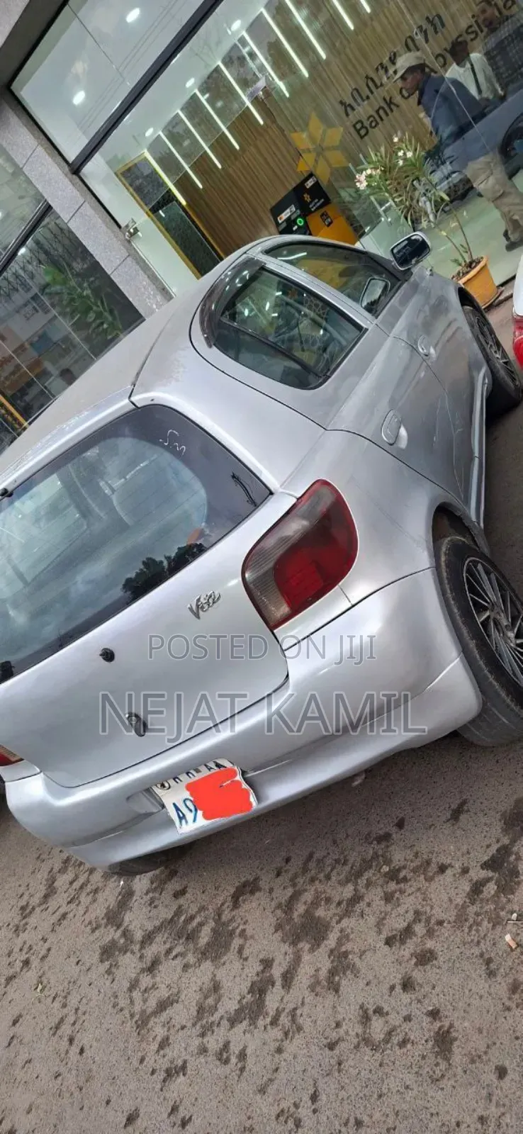 Toyota Vitz 2001 Silver