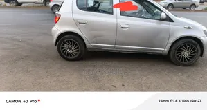 Toyota Vitz 2001 Silver
