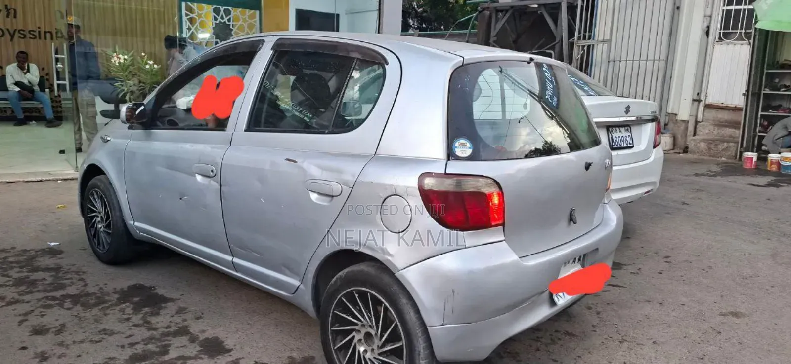 Toyota Vitz 2001 Silver