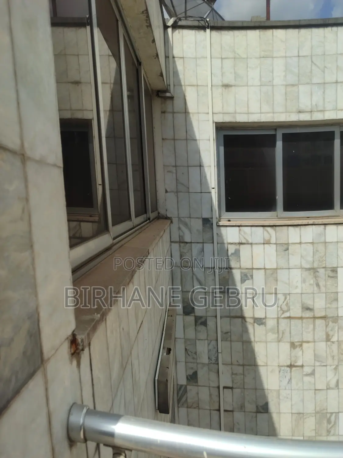 G+2 House Rent for Hotel or Living