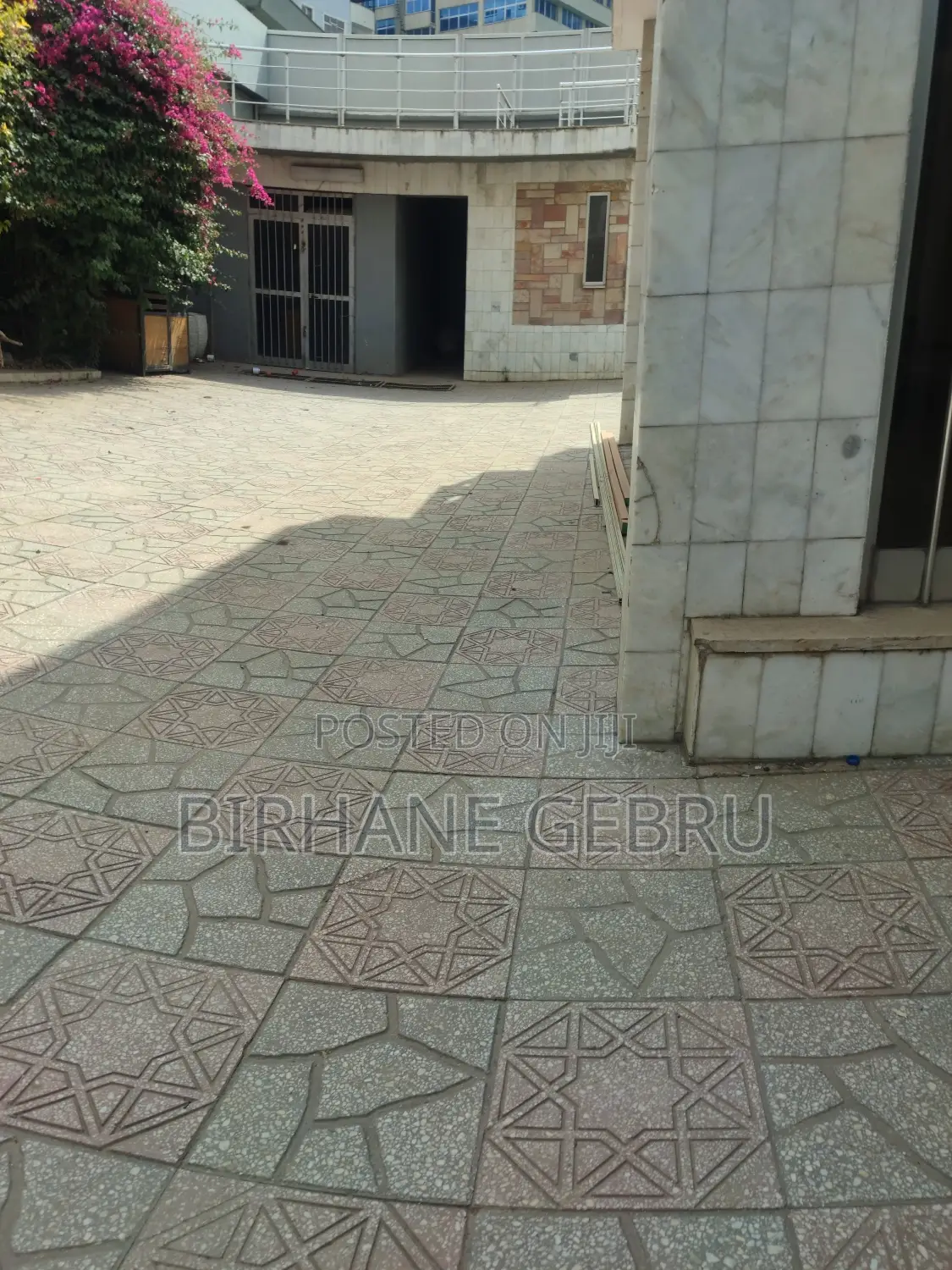 G+2 House Rent for Hotel or Living