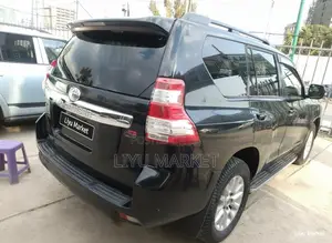 Toyota Land Cruiser 2013 Black