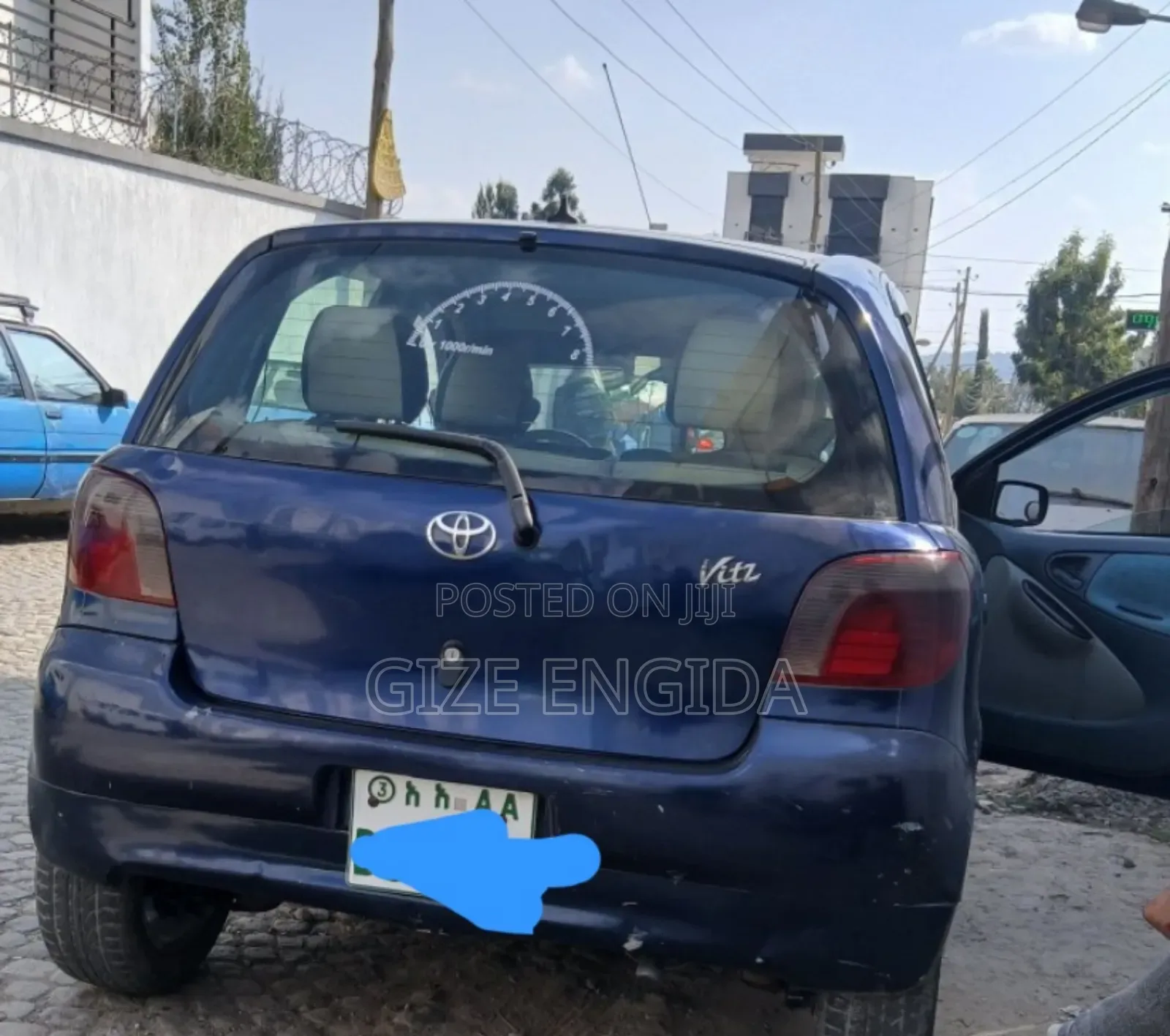 Toyota Vitz 2001 Blue