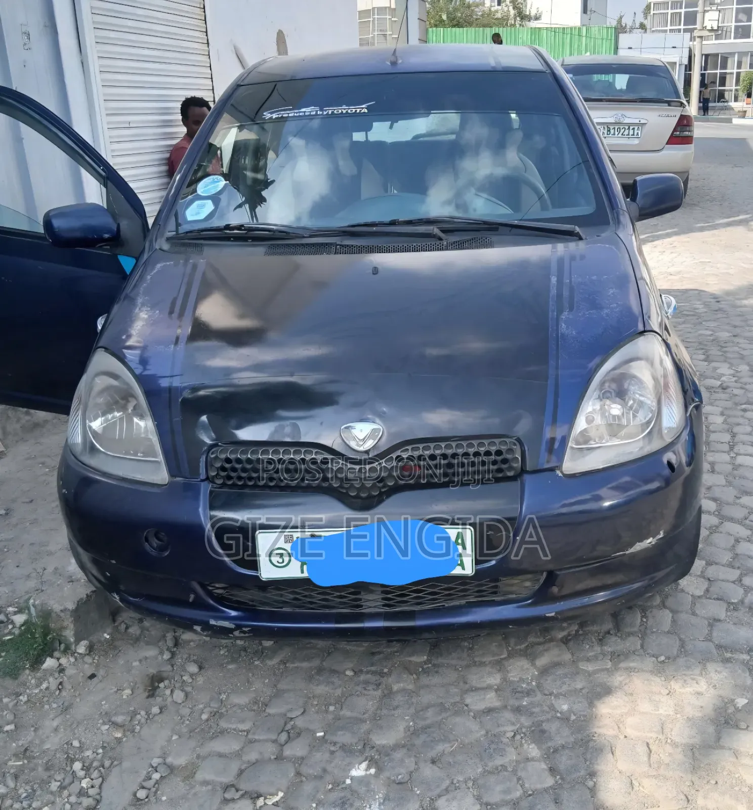 Toyota Vitz 2001 Blue