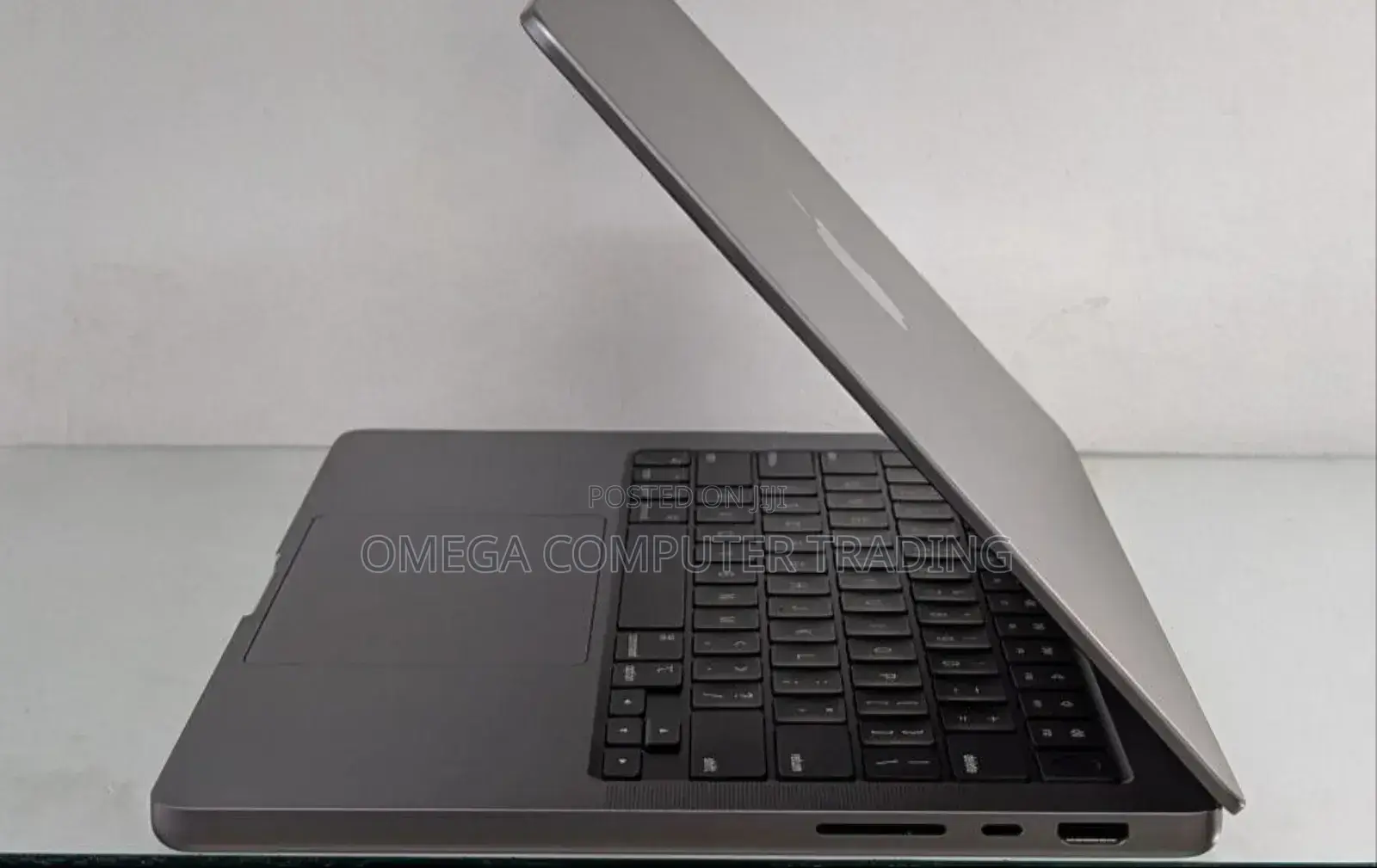 New Laptop Apple MacBook Pro M1 16GB Apple M1 SSD 1T