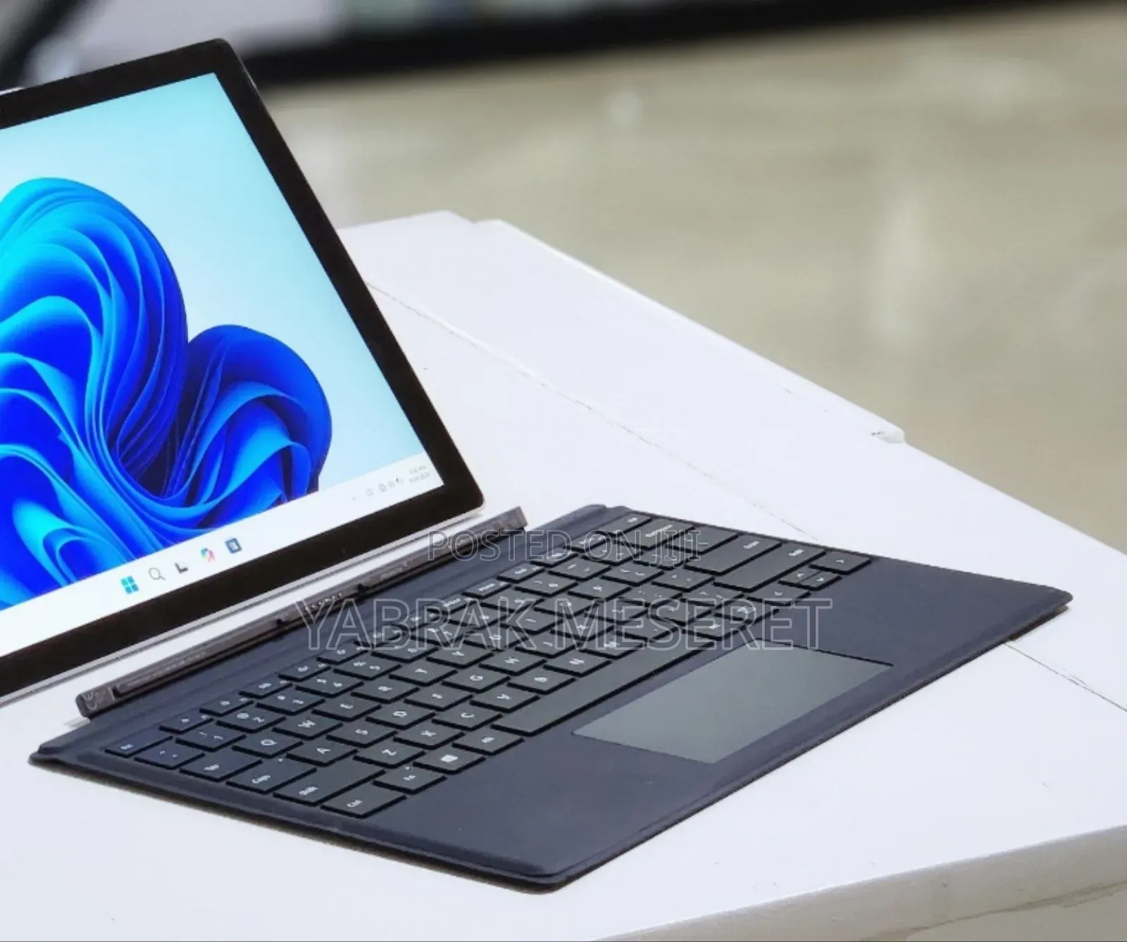 New Laptop Microsoft Surface Pro 6 8GB Intel Core I5 SSD 256GB