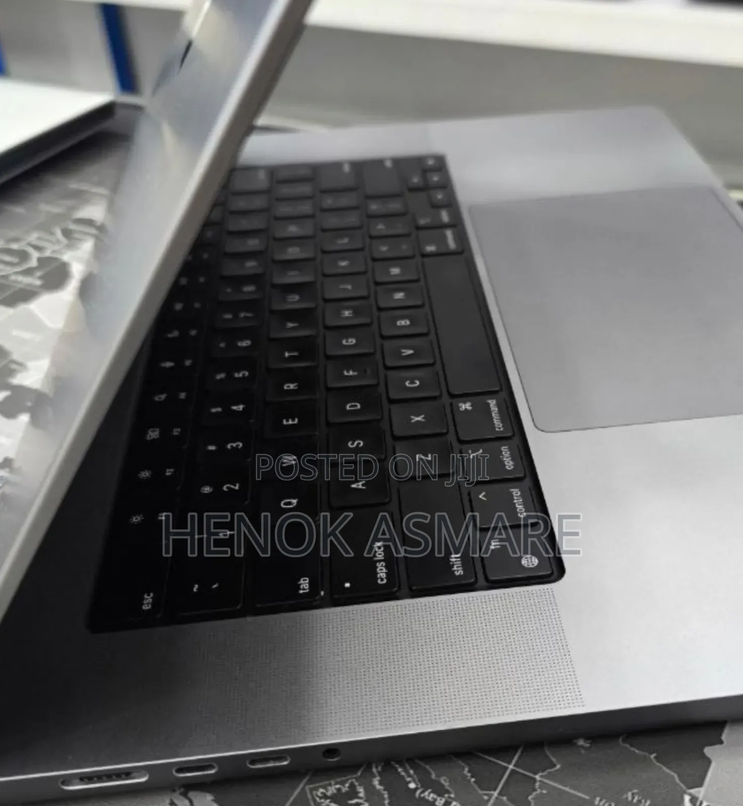 New Laptop Apple MacBook Pro M1 64GB Apple M1 Max SSD 1T