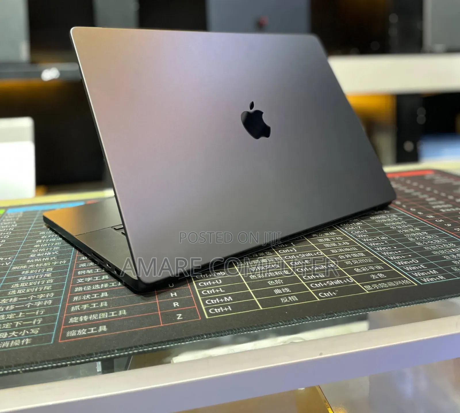 New Laptop Apple MacBook 64GB Apple M4 Pro SSD 2T