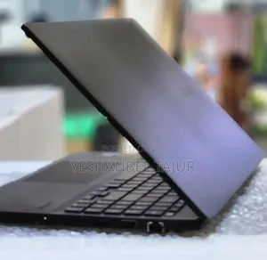 New Laptop Asus VivoBook 15 X505BA 16GB Intel Core I9 SSD 1T