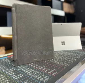 New Laptop Microsoft Surface Pro 8 16GB Intel Core I7 SSD 512GB