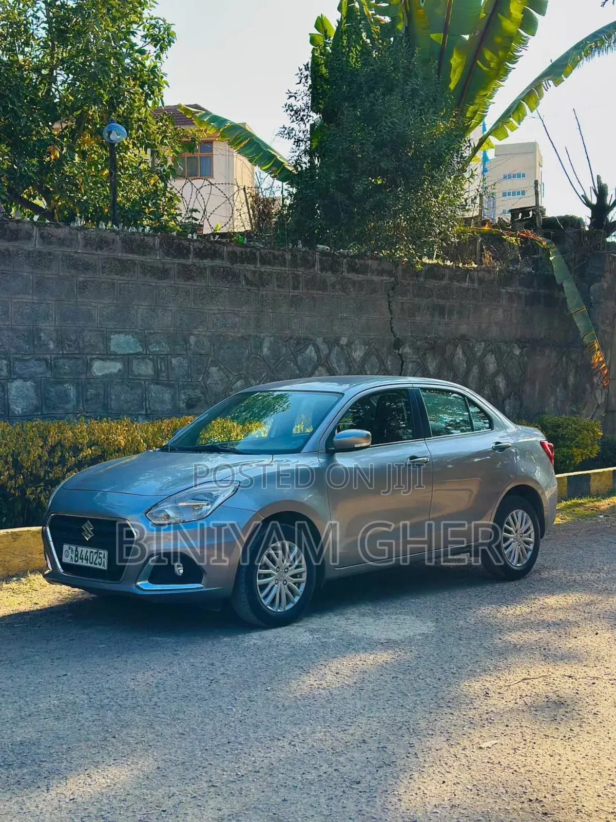 Suzuki Dzire 2022 Silver
