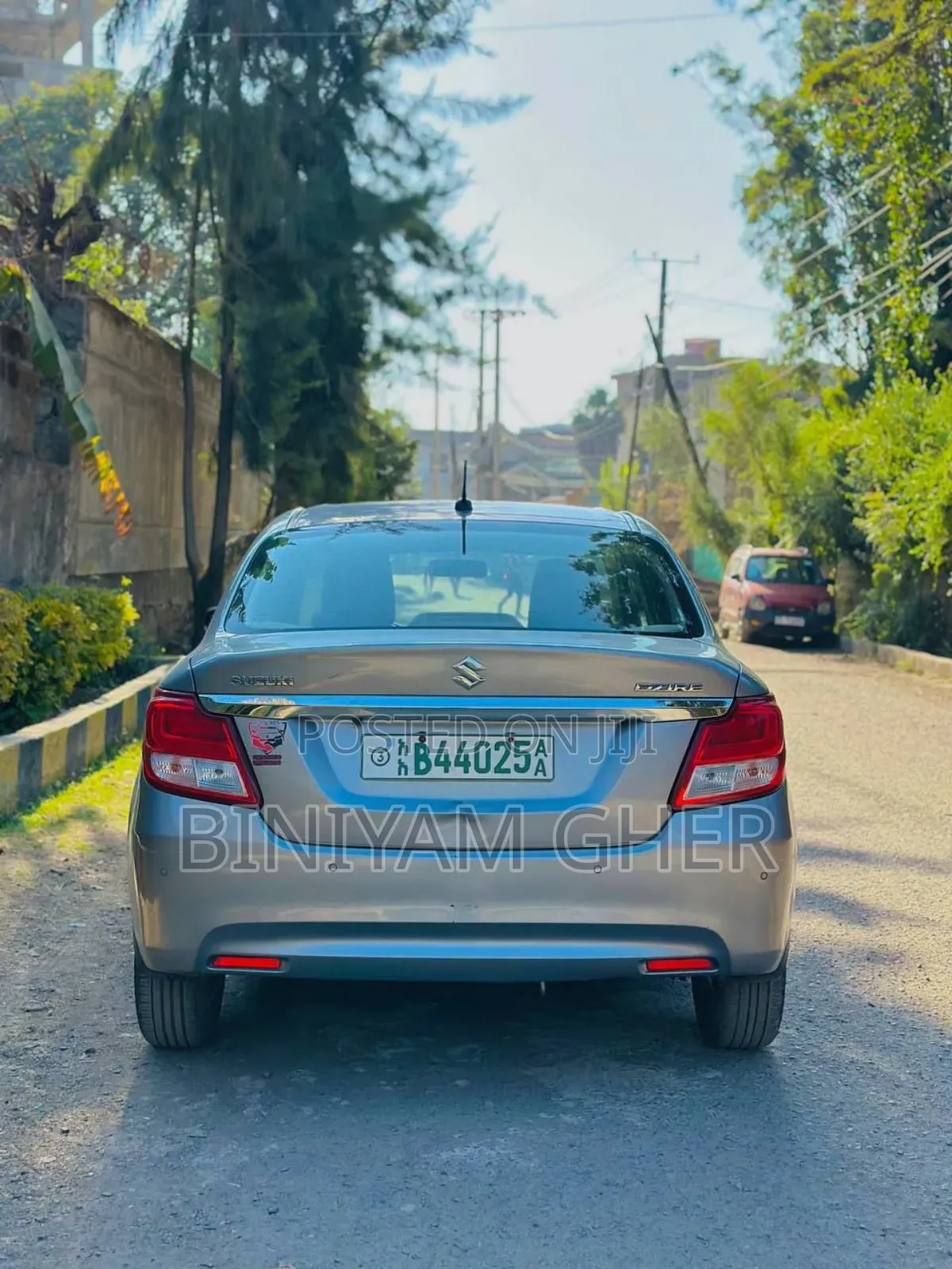 Suzuki Dzire 2022 Silver