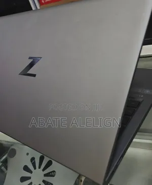 New Laptop HP ZBook Studio 16GB Intel Core I7 SSD 512GB