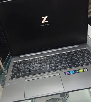 New Laptop HP ZBook Studio 16GB Intel Core I7 SSD 512GB