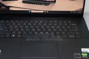 New Laptop Dell Inspiron 15 16GB Intel Core i5 SSD 512GB