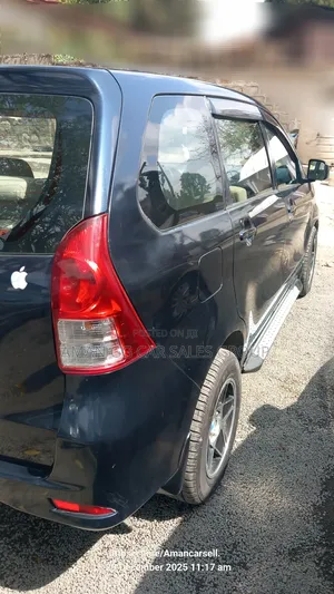 Toyota Avanza 2015 Black