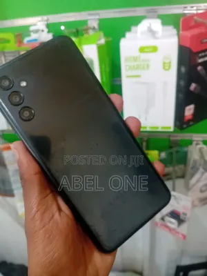 Samsung Galaxy M13 64 GB Black