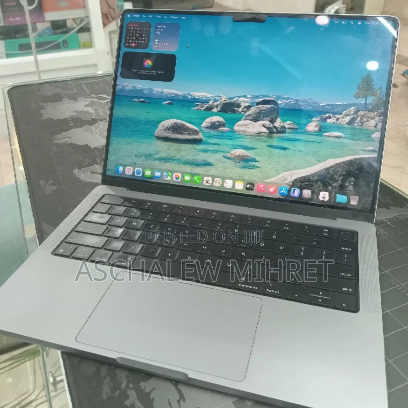 New Laptop Apple MacBook Pro 2021 M1 32GB Apple M1 Pro SSD 512GB