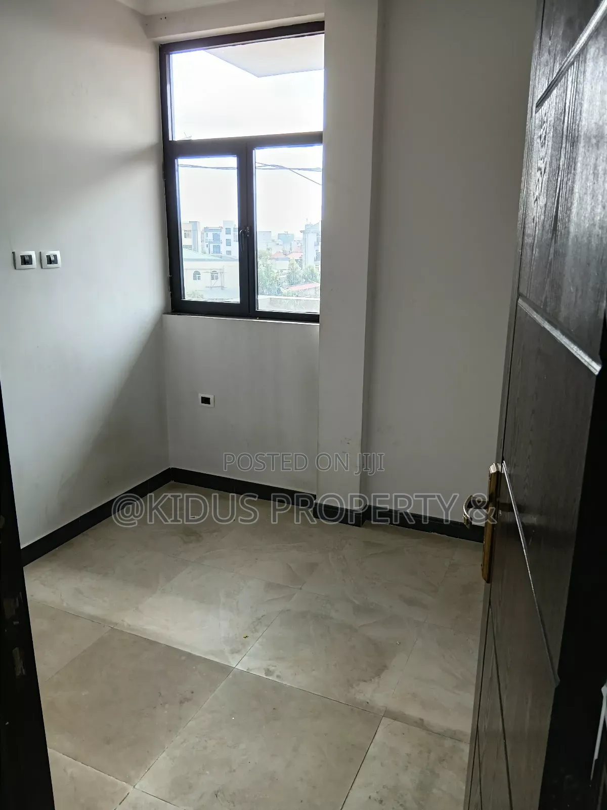 3bdrm Apartment in Mekaele Africa, Nifas Silk-Lafto for rent