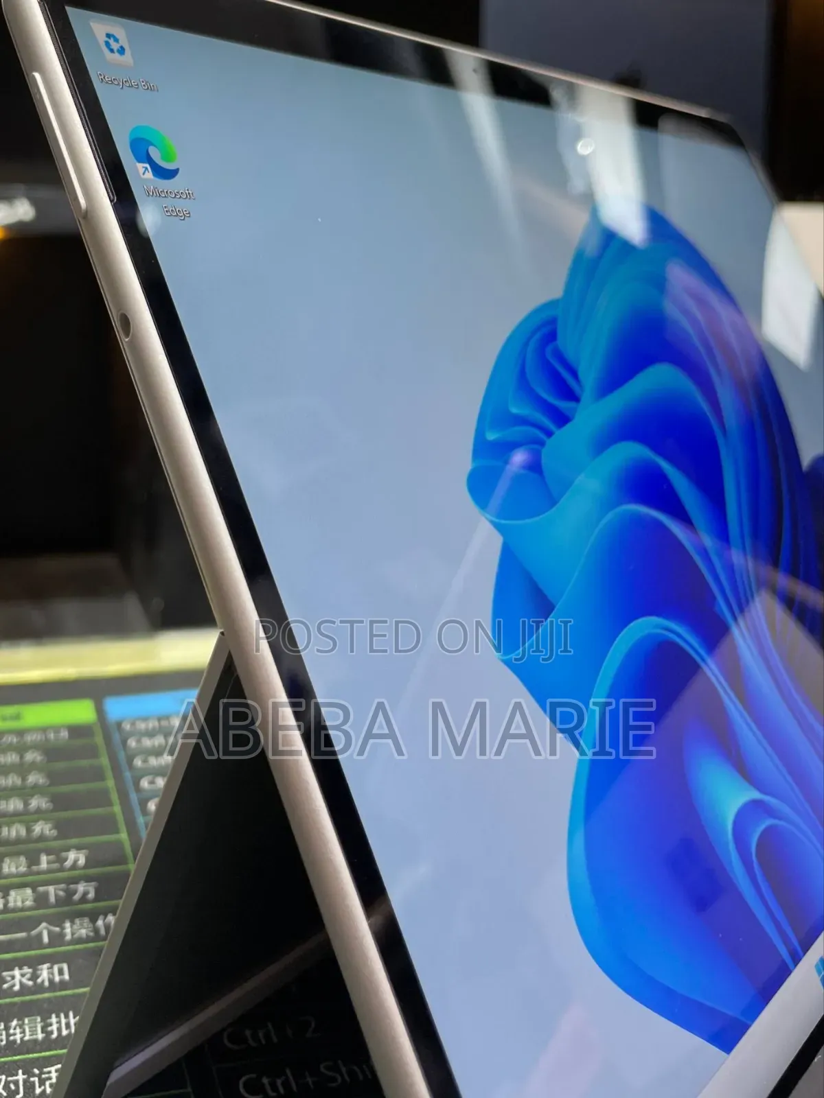 New Laptop Microsoft Surface Pro 8 16GB Intel Core I7 SSD 512GB