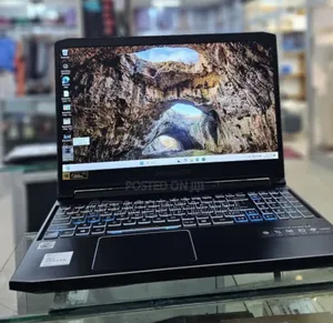 New Laptop Acer Predator Helios 300 16GB Intel Core I7 SSD 512GB