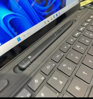 New Laptop Microsoft Surface Pro 8 16GB Intel Core i7 SSD 512GB