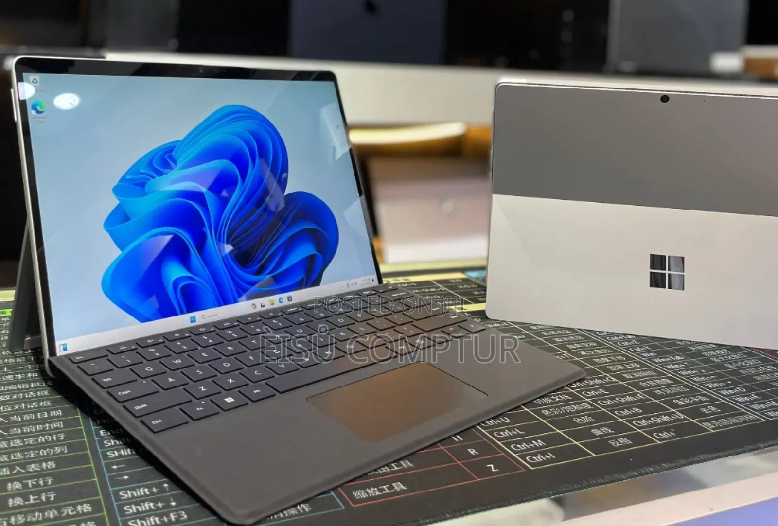 New Laptop Microsoft Surface Pro 8 16GB Intel Core i7 SSD 512GB