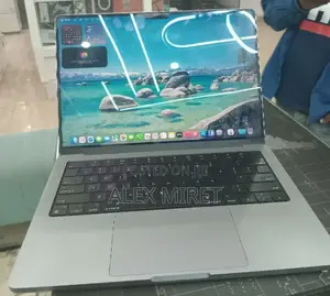 New Laptop Apple MacBook Pro M1 32GB Apple M1 SSD 512GB