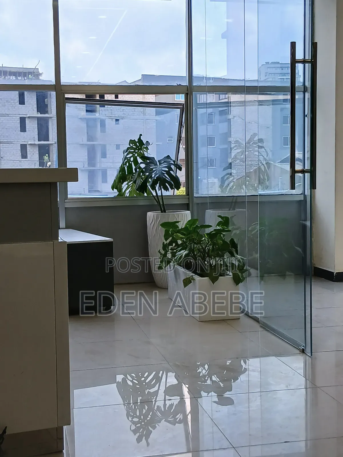 Temer Realestate በ 500,000 ብር ቅድመ ክፍያ ብቻ የንግድ ሱቅ