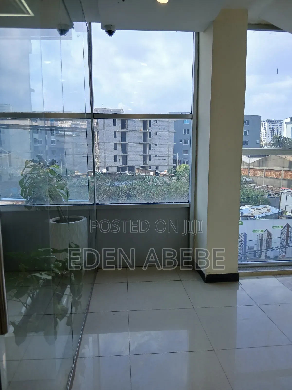 Temer Realestate በ 500,000 ብር ቅድመ ክፍያ ብቻ የንግድ ሱቅ