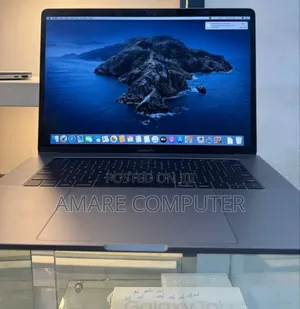 Photo - New Laptop Apple MacBook Pro 2019 32GB Intel Core I9 SSD 512GB