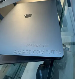 New Laptop Apple MacBook Pro 2019 32GB Intel Core I9 SSD 512GB