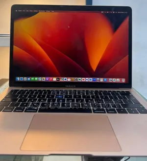 New Laptop Apple MacBook Pro 2019 8GB Intel Core I5 SSD 256GB
