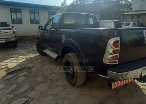 Toyota Hilux 2009 Blue
