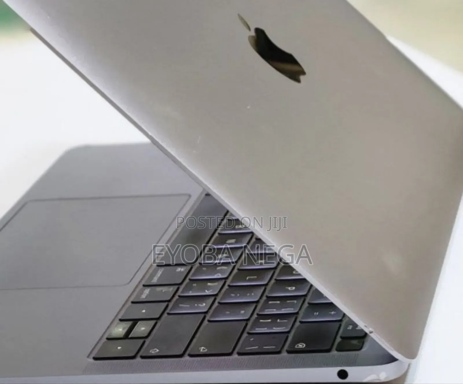 New Laptop Apple MacBook Air 2019 8GB Intel Core I5 SSD 128GB