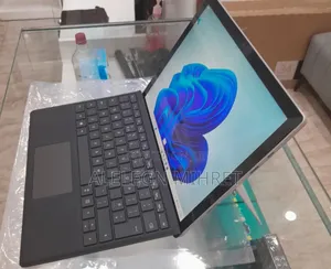 New Laptop Microsoft Surface Pro 7 8GB Intel Core I5 SSD 256GB