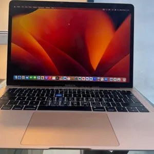 New Laptop Apple MacBook Pro 2019 8GB Intel Core i5 SSD 256GB