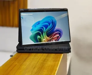 New Laptop HP OmniBook X Flip 14" 16GB Intel Core Ultra 7 SSD 1T