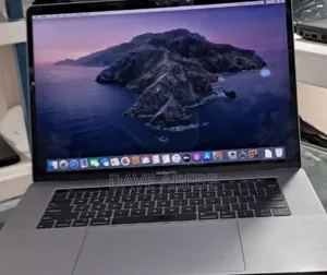 New Laptop Apple MacBook Pro 2019 32GB Intel Core I9 SSD 512GB