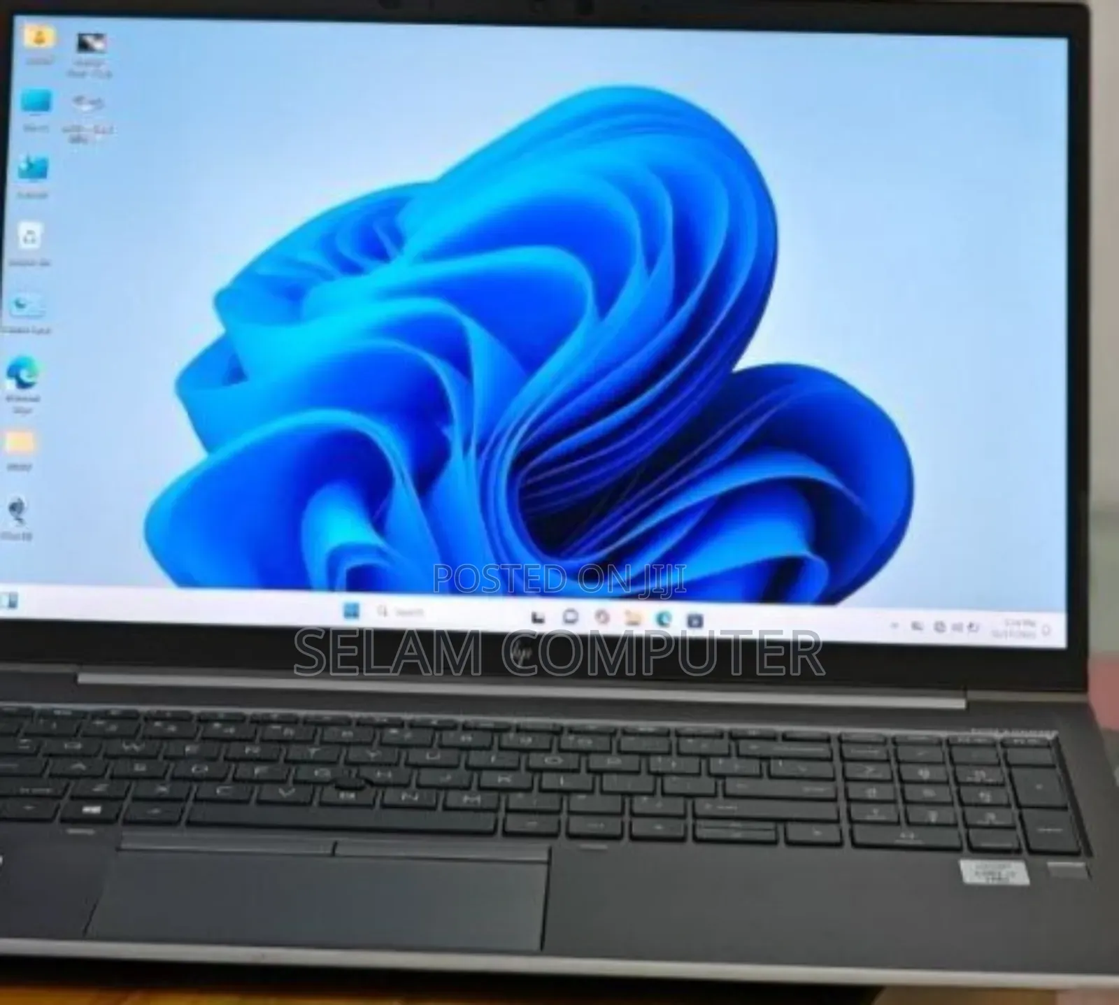 New Laptop HP ZBook Fury 17 G7 32GB Intel Core I7 SSD 512GB