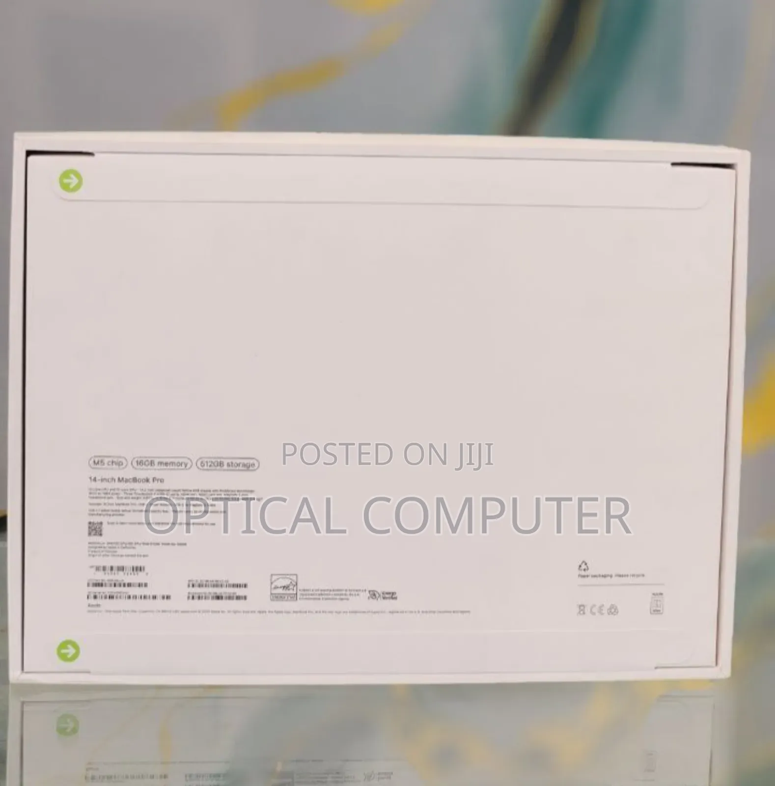 New Laptop Apple MacBook 16GB Apple M5 SSD 512GB