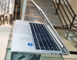 New Laptop HP EliteBook 840 G8 16GB Intel Core I5 SSD 512GB