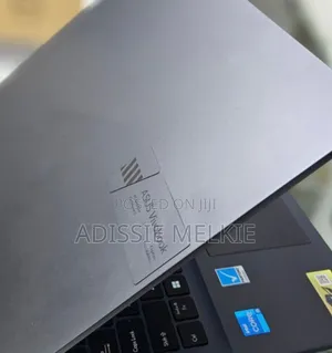 New Laptop Asus VivoBook 15 X505BA 16GB Intel Core I5 SSD 512GB