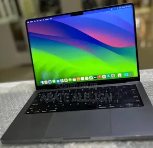 New Laptop Apple MacBook Pro 2021 M1 16GB Apple M1 Pro SSD 512GB